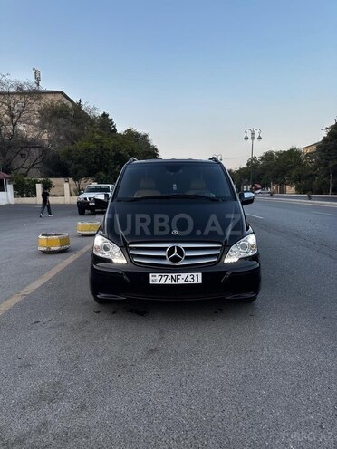 Mercedes Viano-1