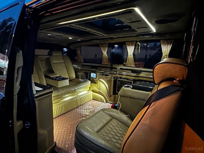 Mercedes Viano-8