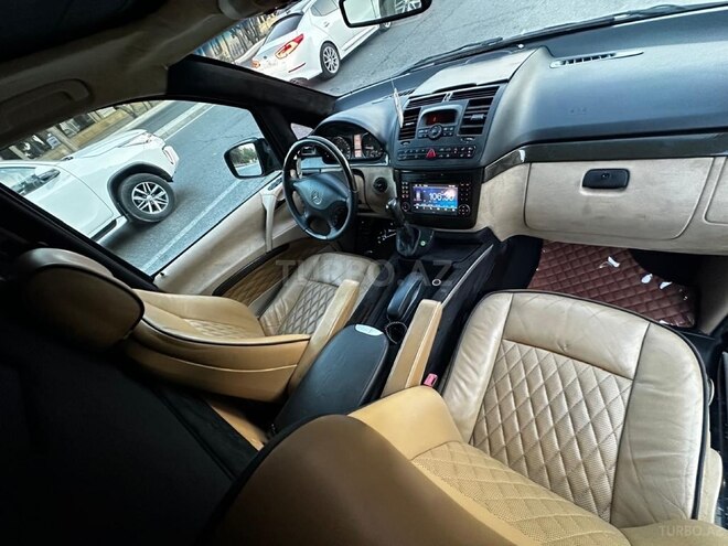 Mercedes Viano-19