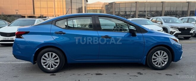 Nissan Versa 2020, 95,000 km - 1.6 l - Bakı