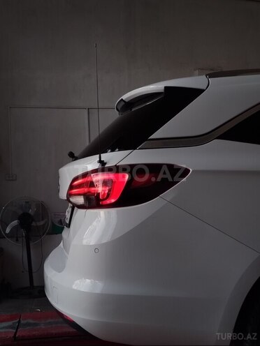 Opel Astra 2018, 138,000 km - 1.6 l - Ağdaş