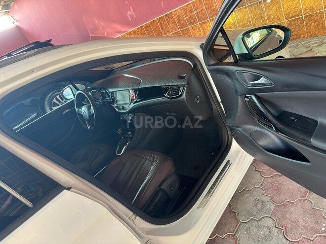 Opel Astra 2018, 138,000 km - 1.6 l - Ağdaş