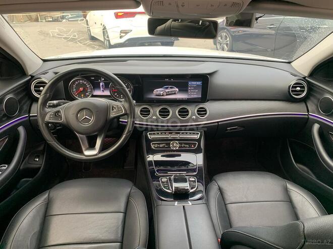 Mercedes E 220 d-5