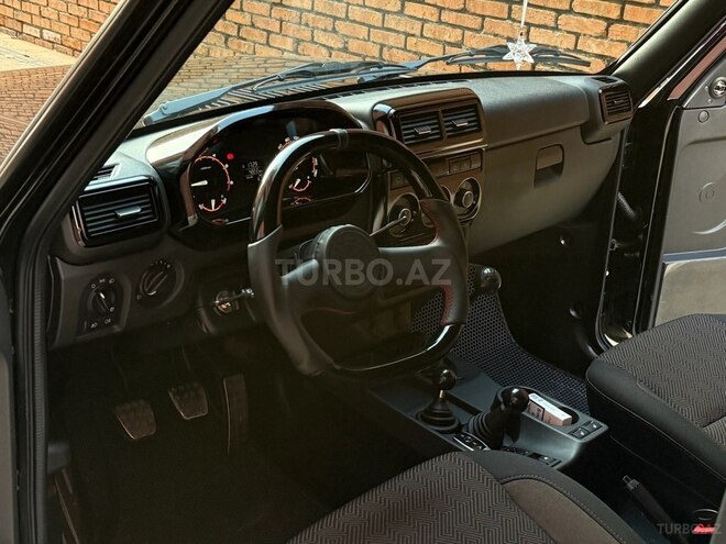 LADA (VAZ) Niva-21