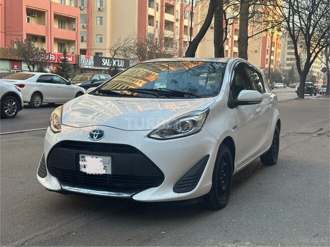 Toyota Aqua 2019, 122,000 km - 1.5 л - Bakı
