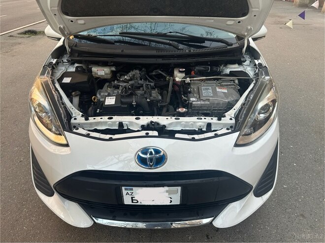 Toyota Aqua 2019, 122,000 km - 1.5 л - Bakı