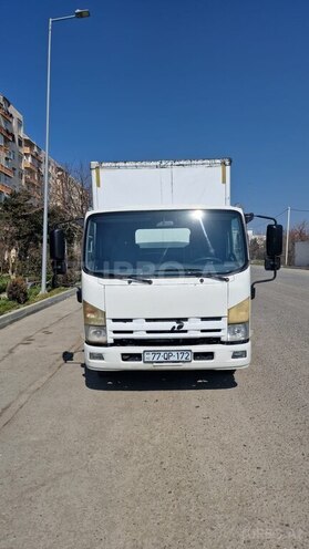 Isuzu  2014, 393,100 km - 5.2 l - Bakı
