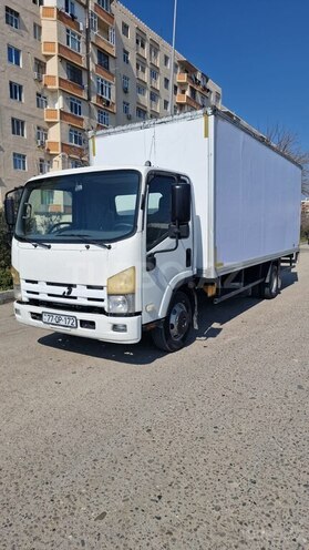 Isuzu  2014, 393,100 km - 5.2 l - Bakı