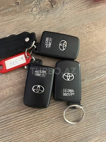 Toyota Yaris 2018, 91,500 km - 1.5 л - Bakı