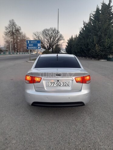 Kia Cerato-6