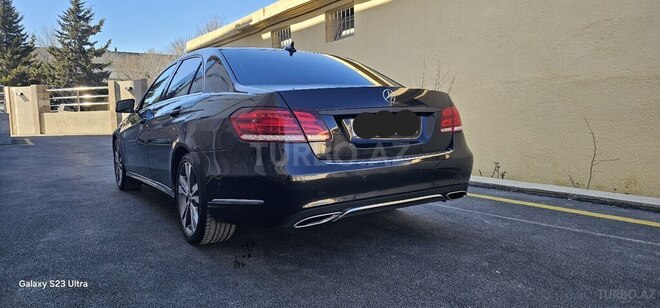 Mercedes E 220 d-7