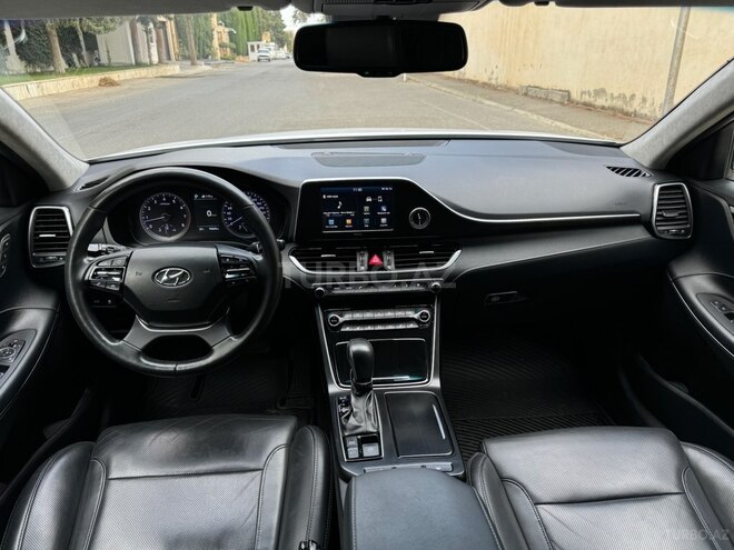 Hyundai Grandeur-14