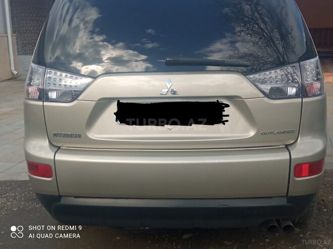 Mitsubishi Outlander 2007, 174,000 km - 3.0 л - Balakən