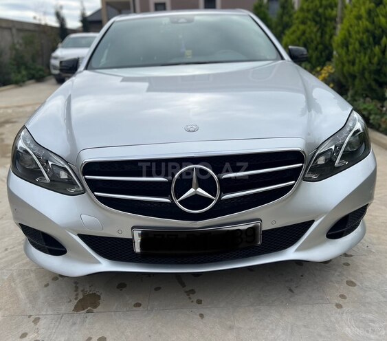 Mercedes E 220 d-1