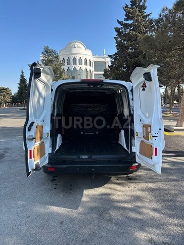 Ford Transit Connect-7