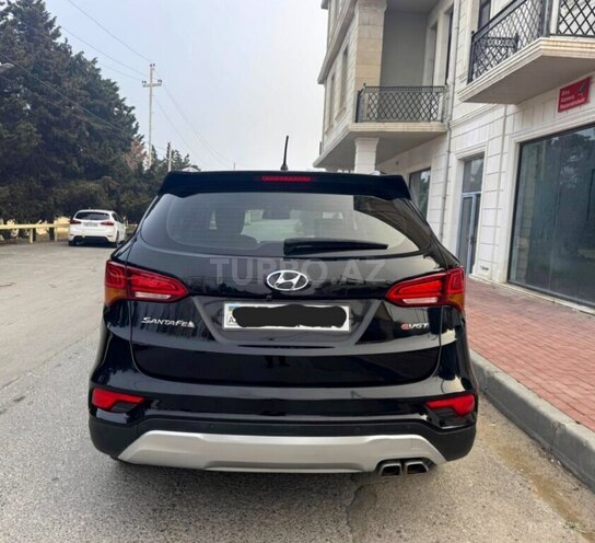 Hyundai Santa Fe-6