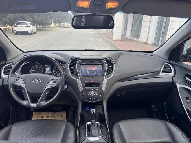 Hyundai Santa Fe-7