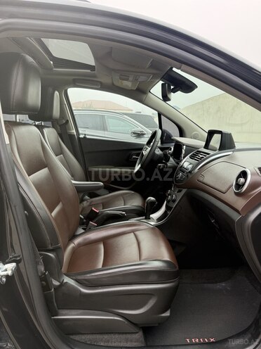 Chevrolet Trax-8