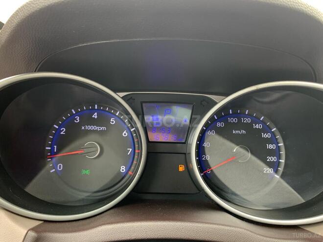 Hyundai ix35-4