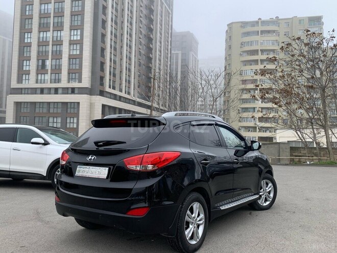 Hyundai ix35-2