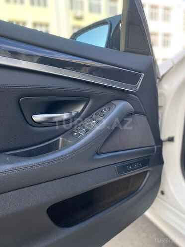 BMW 520 2016, 220,000 km - 2.0 l - Bakı