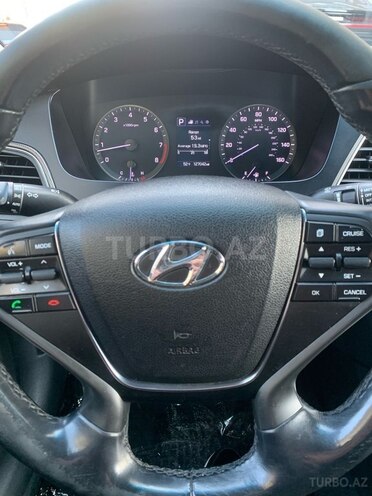 Hyundai Sonata-10