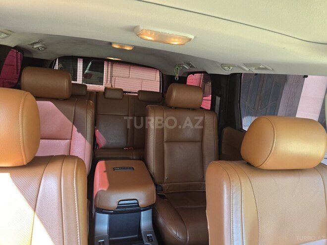 Toyota Sequoia 2010, 192,000 km - 5.7 l - Bakı