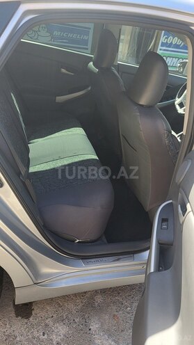 Toyota Prius-9