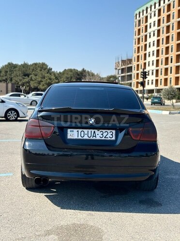 BMW 320-3