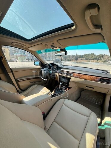 BMW 320-7