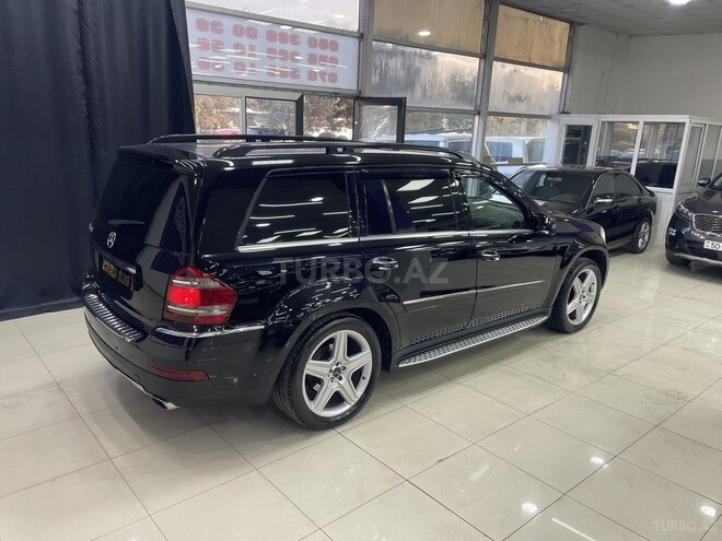 Mercedes GL 450 4MATIC-15