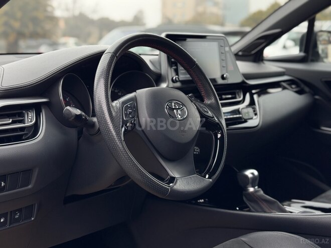 Toyota C-HR 2021, 47,000 km - 2.0 л - Bakı