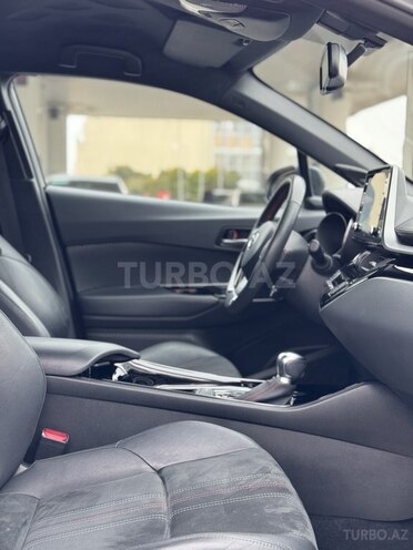 Toyota C-HR 2021, 47,000 km - 2.0 л - Bakı