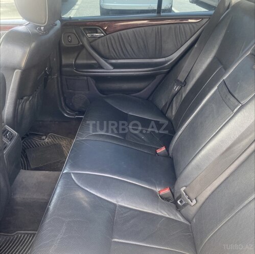 Mercedes E 220 d 2002, 602,321 km - 2.2 л - Bakı