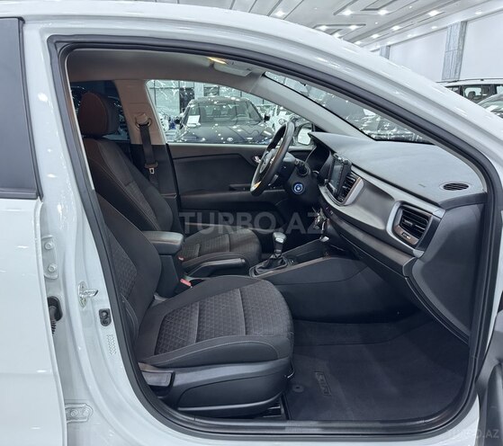 Kia Rio 2019, 108,000 km - 1.6 l - Bakı