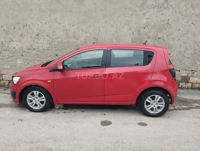 Chevrolet Aveo-4
