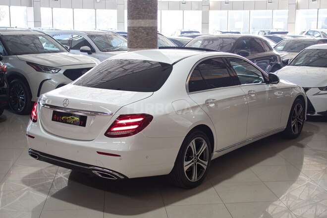 Mercedes E 220 d 2018, 185,000 km - 2.0 л - Bakı