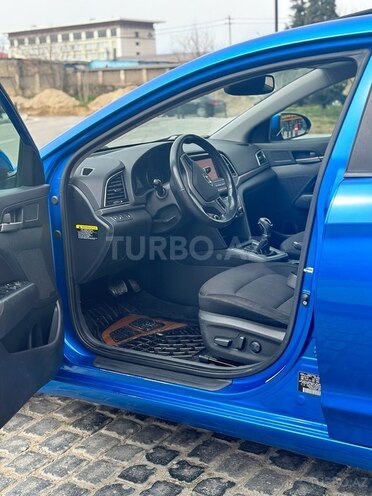 Hyundai Elantra 2016, 130,518 km - 2.0 l - Bakı