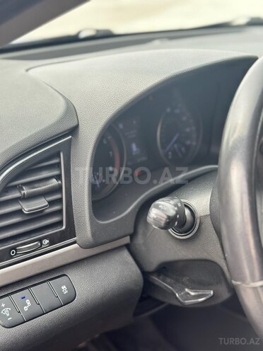 Hyundai Elantra 2016, 130,518 km - 2.0 l - Bakı