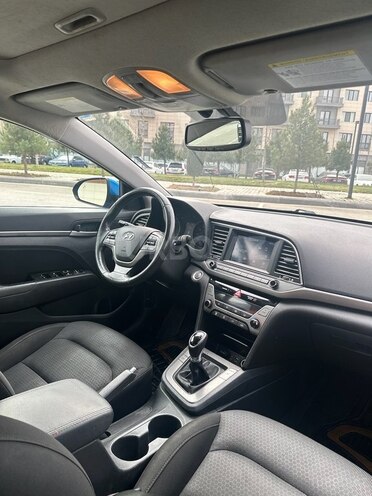 Hyundai Elantra 2016, 130,518 km - 2.0 l - Bakı