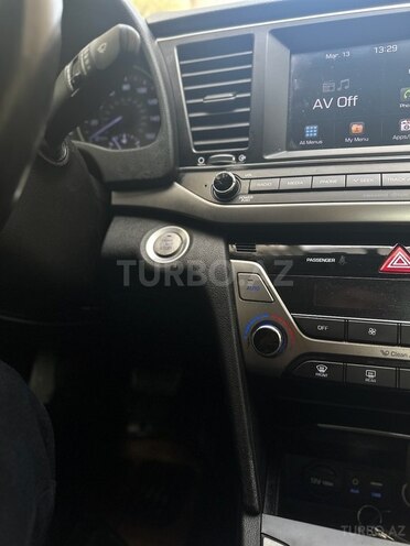 Hyundai Elantra 2016, 130,518 km - 2.0 l - Bakı