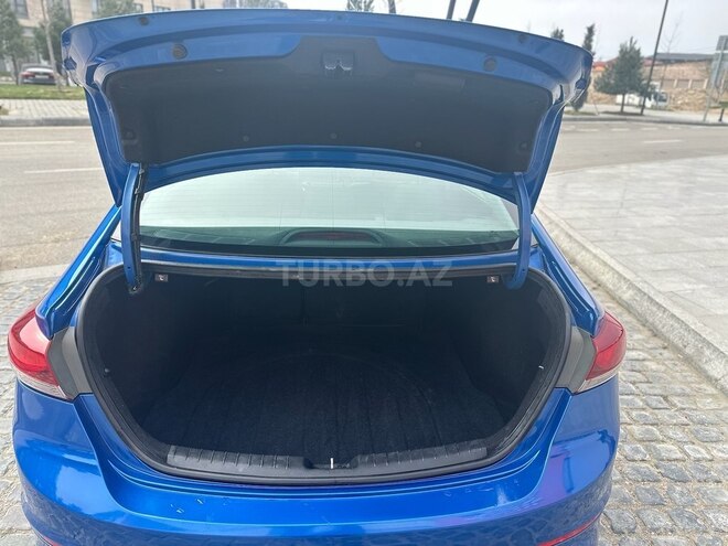 Hyundai Elantra 2016, 130,518 km - 2.0 l - Bakı