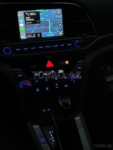 Hyundai Elantra 2016, 130,518 km - 2.0 l - Bakı