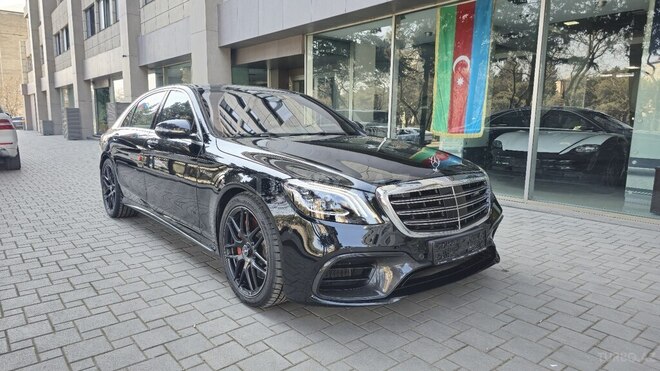 Mercedes  2018, 74,000 km - 4.0 l - Bakı