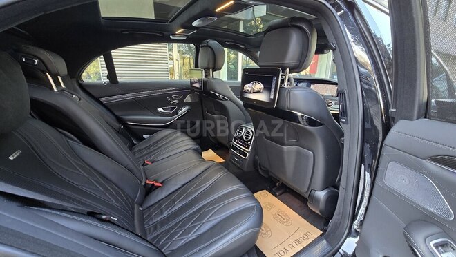 Mercedes  2018, 74,000 km - 4.0 l - Bakı