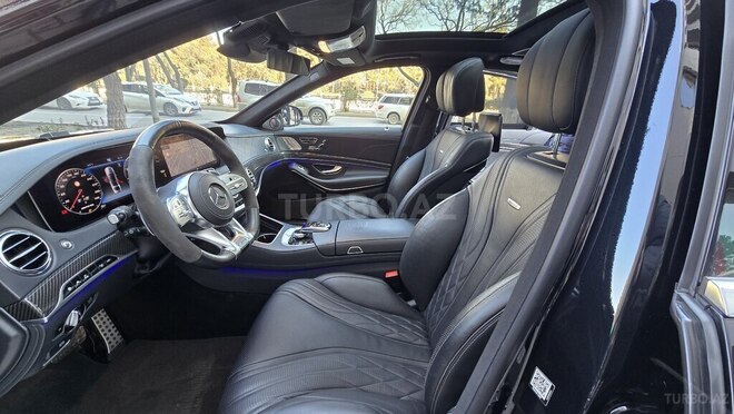 Mercedes  2018, 74,000 km - 4.0 l - Bakı