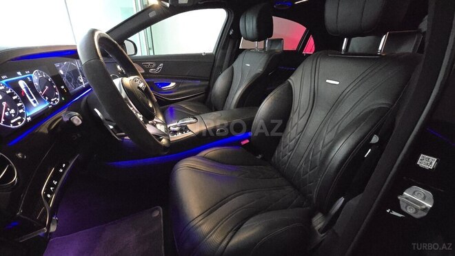 Mercedes  2018, 74,000 km - 4.0 l - Bakı