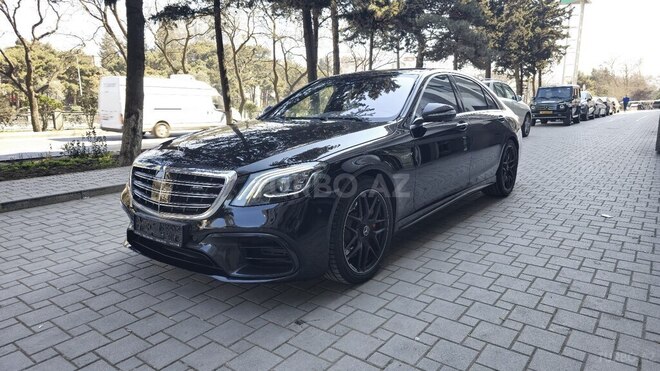 Mercedes  2018, 74,000 km - 4.0 l - Bakı