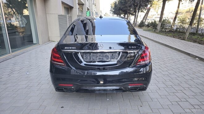 Mercedes  2018, 74,000 km - 4.0 l - Bakı