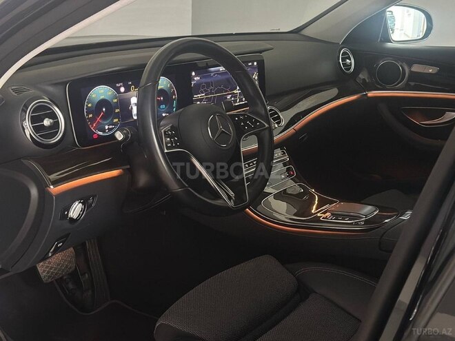 Mercedes E 300 e 4MATIC 2021, 38,000 km - 2.0 l - Bakı